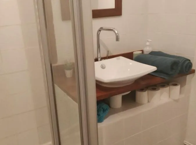 Les Armuriers, 2e Et Sans Asc Διαμέρισμα