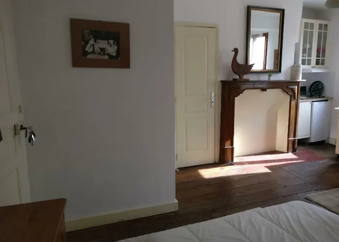 Διαμέρισμα Les Armuriers, 2e Et Sans Asc *