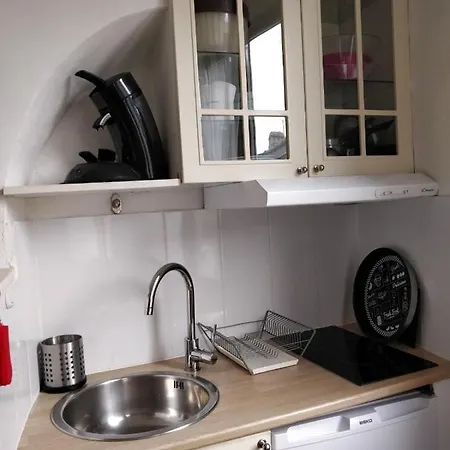 Les Armuriers, 2eme Etage Sans Asc Apartment Condom