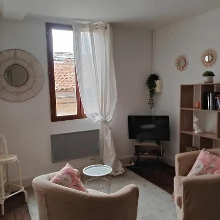 Les Armuriers, 2e Et Sans Asc Condom