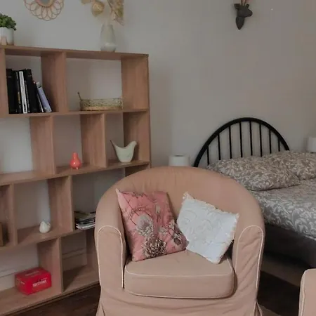 Les Armuriers, 2e Et Sans Asc Appartement